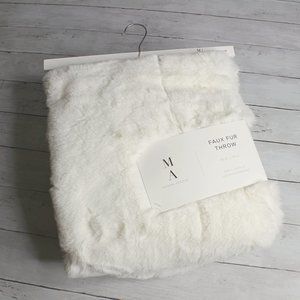 Mason Avenue Plush Throw Blanket 50" x 60" Luxurious Faux Fur Lined White